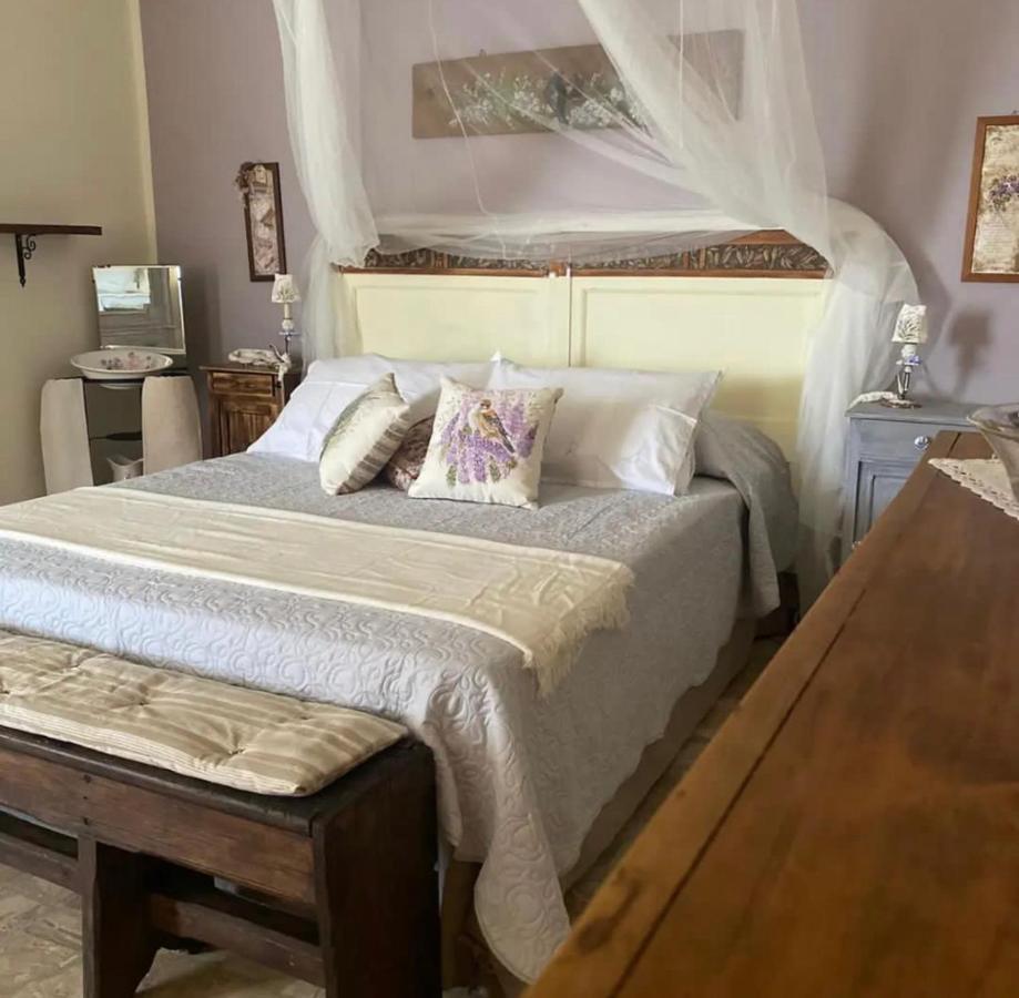 Anticacascina Bed & Breakfast Quarto  Екстериор снимка